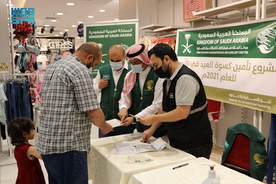 Saudi Arabia’s KSrelief distributes Eid clothes for Syrian refugees in Jordan