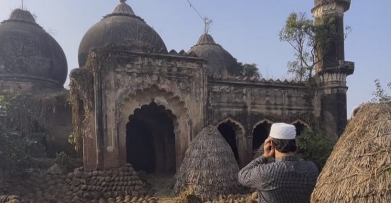 Little Known About Mughal-Era ‘Mosque’ in UP Where Muslim Youth Was Booked for Offering Azaan